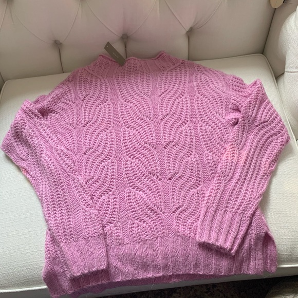 🎀SOFT&COZY JCREW SWEATER 🎀 - Picture 2 of 15